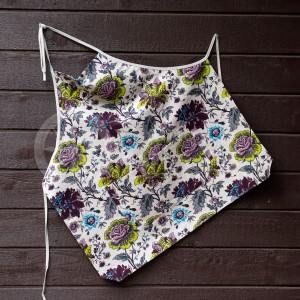 Colourful half-linen kitchen apron "Flowers"